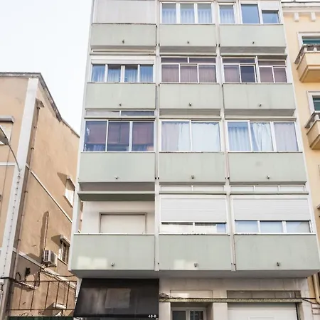 Flh Campo Ourique Sunny Retreat